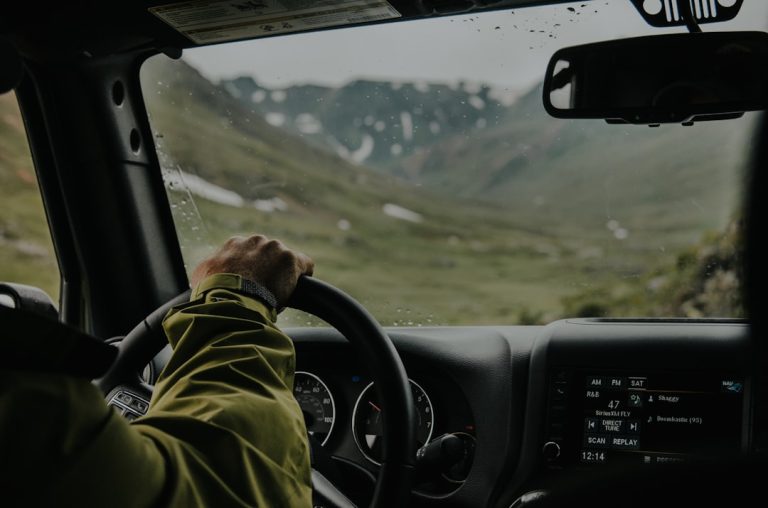 The Ultimate Guide to Eco-Friendly Travel: Explore the World with a Green Heart